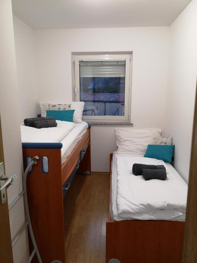 Apartma Apollonio Črni Kal Esterno foto